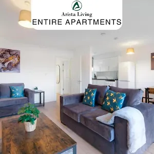  Apartment Pinewood Studios, Iver Heathrow 1 & 2 Bedroom With Parking By Arista Living United Kingdom
